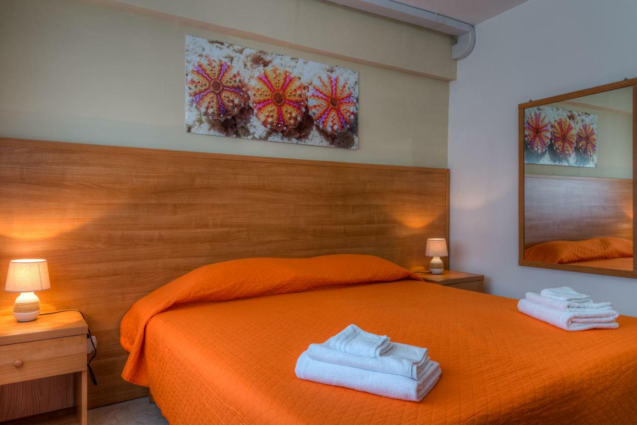 Aquarium Residence San Pietro in Bevagna Luaran gambar