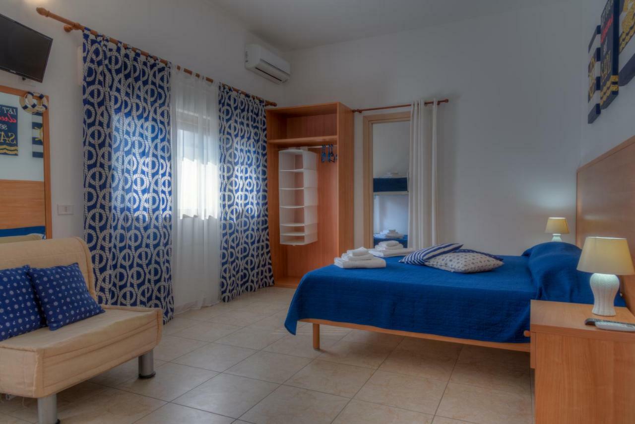 Aquarium Residence San Pietro in Bevagna Luaran gambar